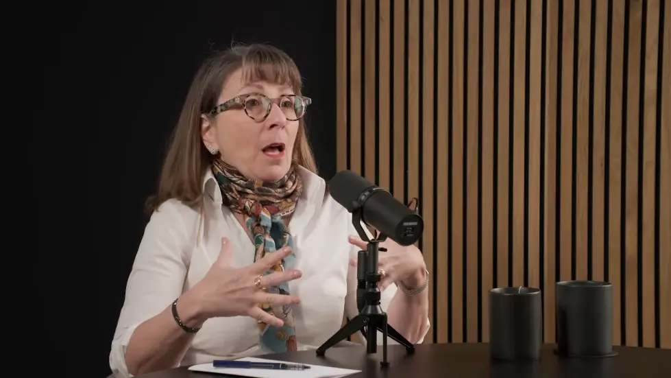 Dr. Lisa Feldman Barrett: How to Understand Emotions | Huberman Lab Podcast 009