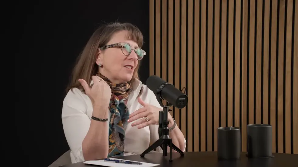 Dr. Lisa Feldman Barrett: How to Understand Emotions | Huberman Lab Podcast 016