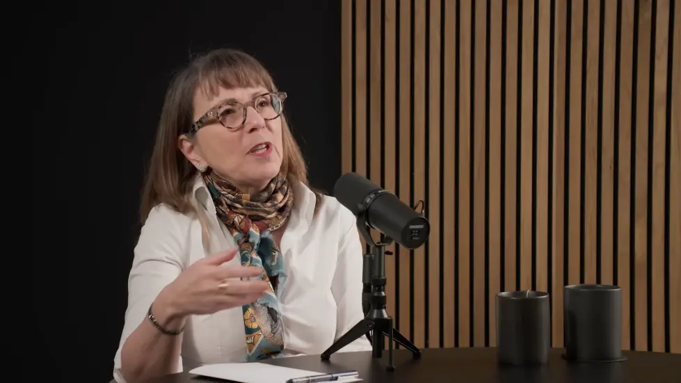 Dr. Lisa Feldman Barrett: How to Understand Emotions | Huberman Lab Podcast 024