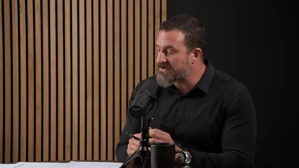 Dr. Lisa Feldman Barrett: How to Understand Emotions | Huberman Lab Podcast 042