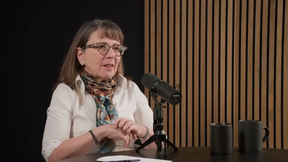 Dr. Lisa Feldman Barrett: How to Understand Emotions | Huberman Lab Podcast 048