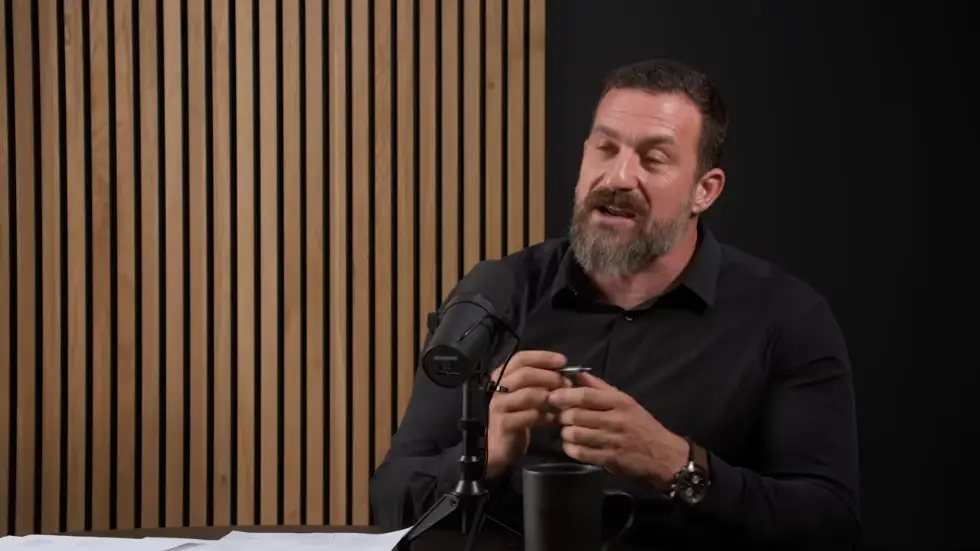 Dr. Lisa Feldman Barrett: How to Understand Emotions | Huberman Lab Podcast 065