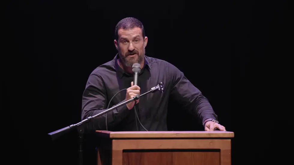 LIVE EVENT Q&A: Dr. Andrew Huberman Question & Answer in Portland, OR 003