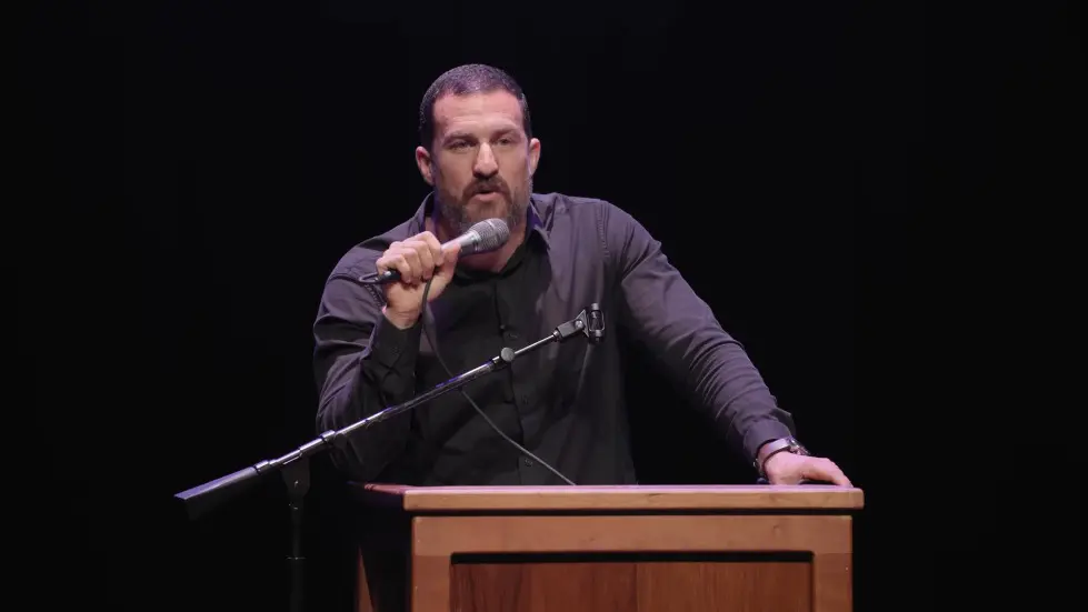 LIVE EVENT Q&A: Dr. Andrew Huberman Question & Answer in Portland, OR 017