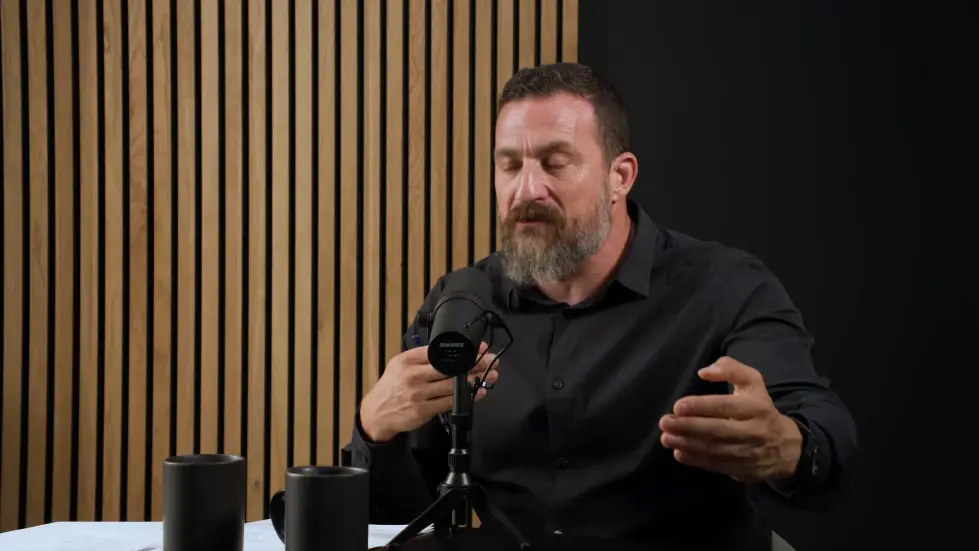 Robert Greene: A Process for Finding & Achieving Your Unique Purpose 041