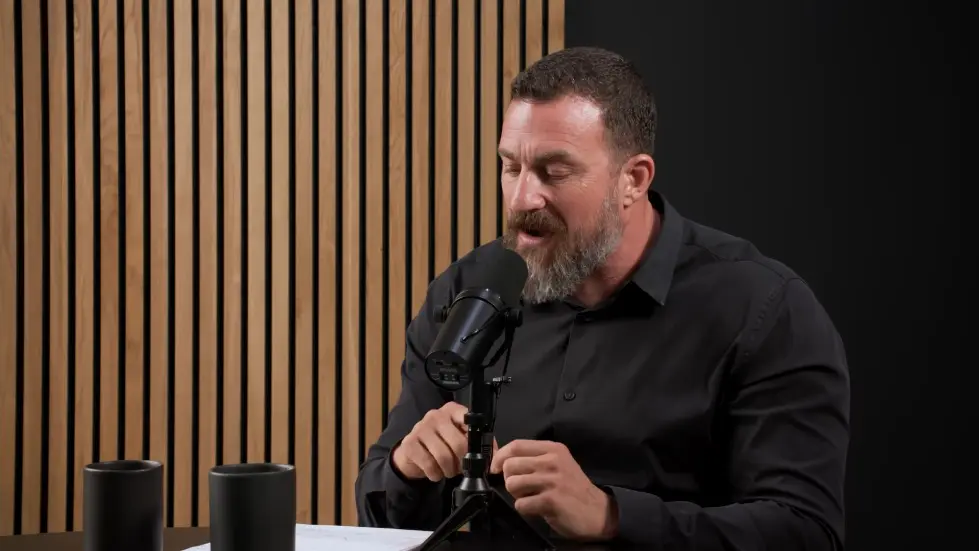 Dr. Robert Lustig: How Sugar & Processed Foods Impact Your Health 065