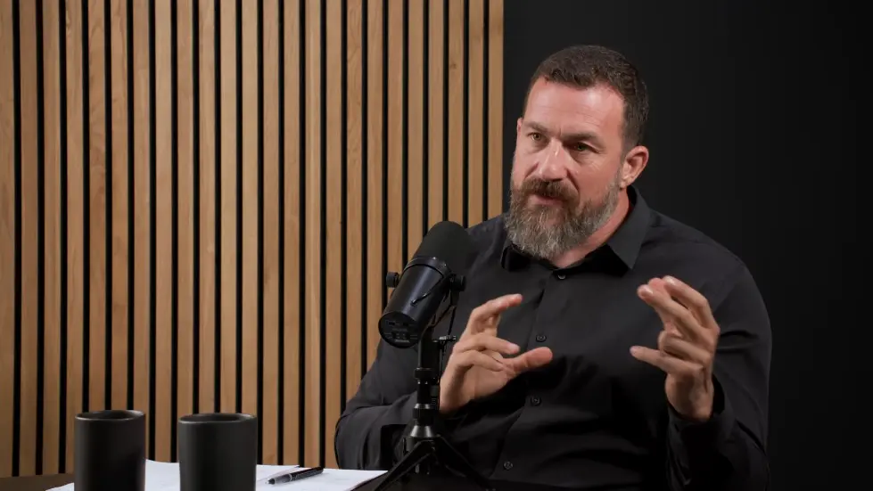 Dr. Robert Lustig: How Sugar & Processed Foods Impact Your Health 072