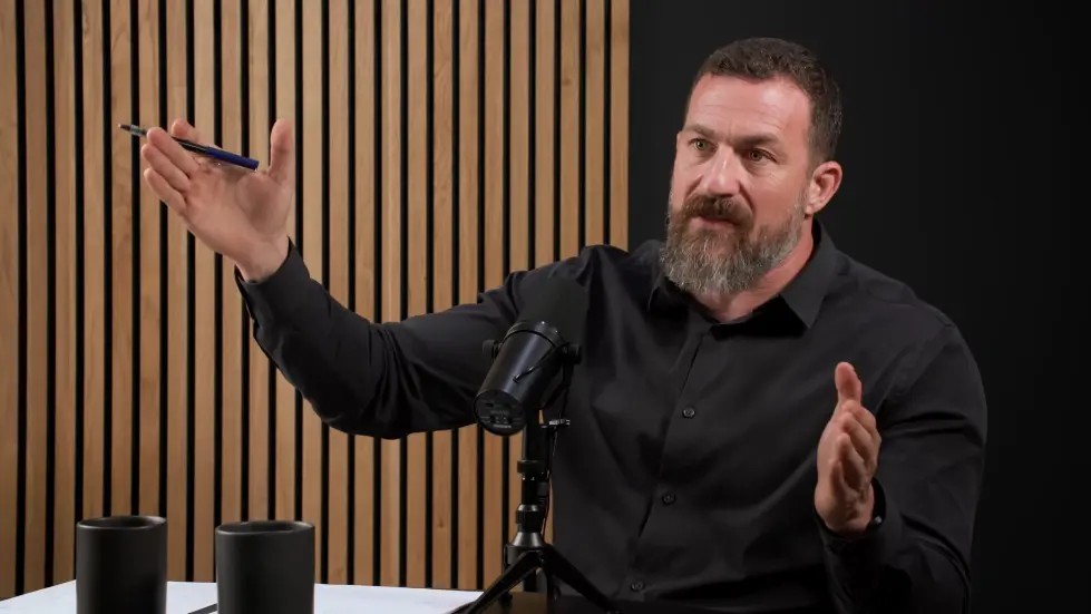 Dr. Robert Lustig: How Sugar & Processed Foods Impact Your Health 087