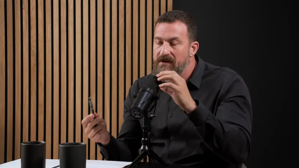 Dr. Robert Lustig: How Sugar & Processed Foods Impact Your Health 093