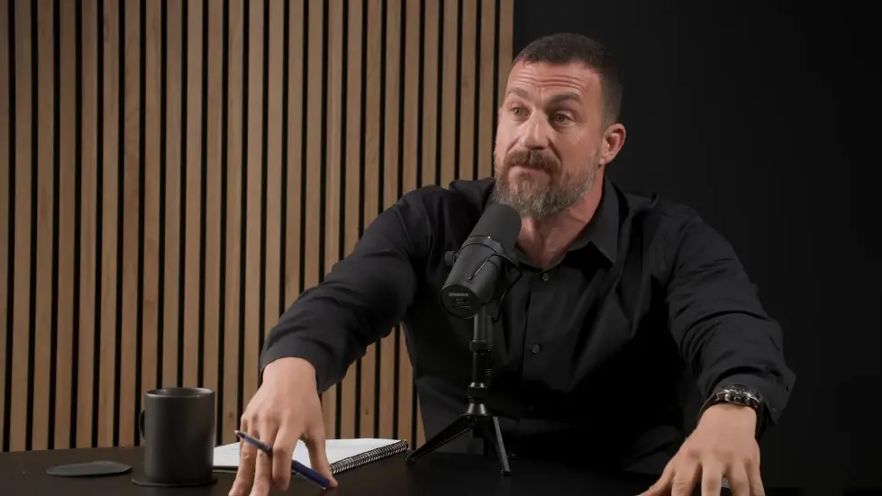 Dr. Robin Carhart-Harris: The Science of Psychedelics for Mental Health | Huberman Lab Podcast 054