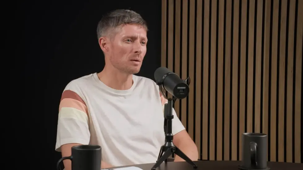 Dr. Robin Carhart-Harris: The Science of Psychedelics for Mental Health | Huberman Lab Podcast 077