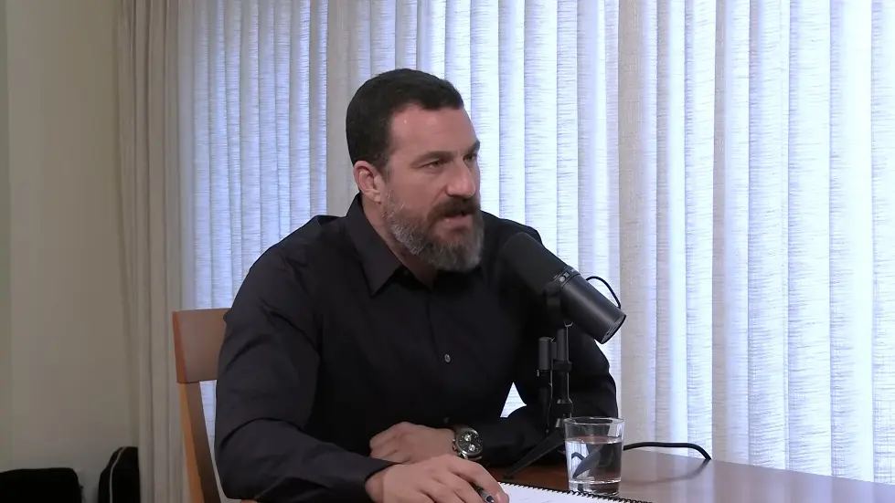 Dr. Sara Gottfried: How to Optimize Female Hormone Health for Vitality & Longevity | Huberman Lab 011