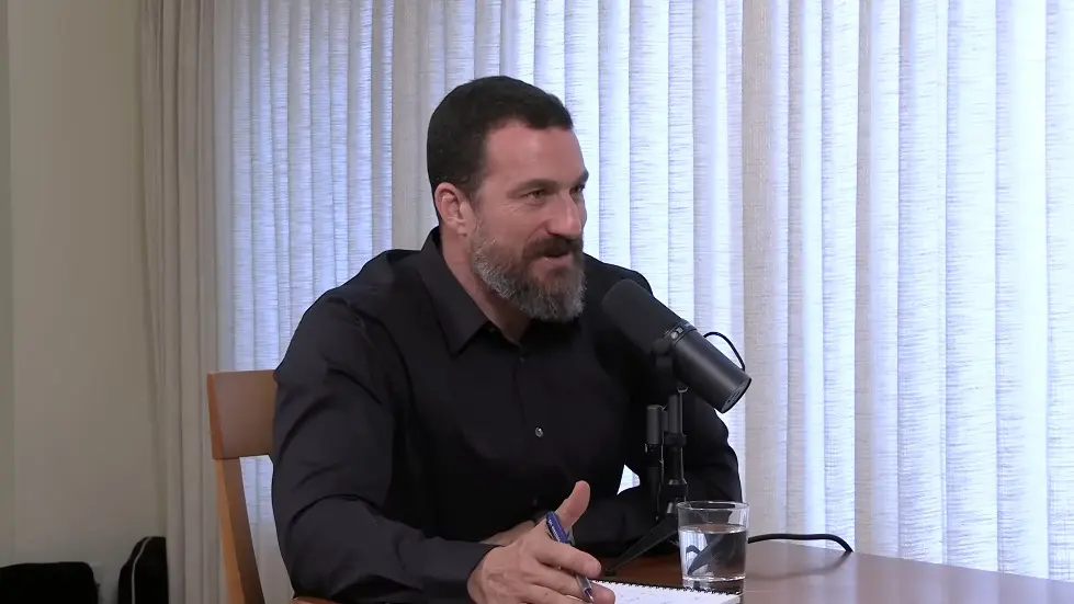 Dr. Sara Gottfried: How to Optimize Female Hormone Health for Vitality & Longevity | Huberman Lab 022