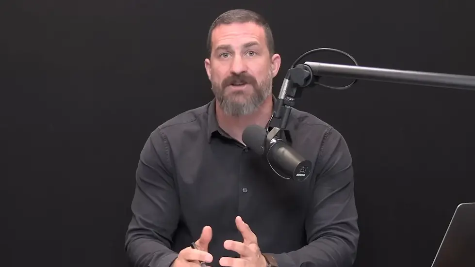 Dr. Sara Gottfried: How to Optimize Female Hormone Health for Vitality & Longevity | Huberman Lab 032