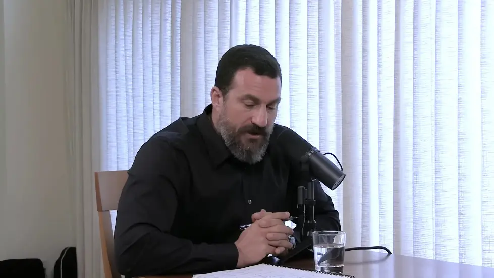 Dr. Sara Gottfried: How to Optimize Female Hormone Health for Vitality & Longevity | Huberman Lab 044