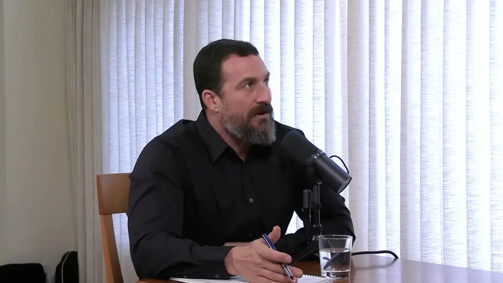 Dr. Sara Gottfried: How to Optimize Female Hormone Health for Vitality & Longevity | Huberman Lab 051