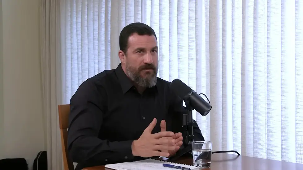 Dr. Sara Gottfried: How to Optimize Female Hormone Health for Vitality & Longevity | Huberman Lab 059