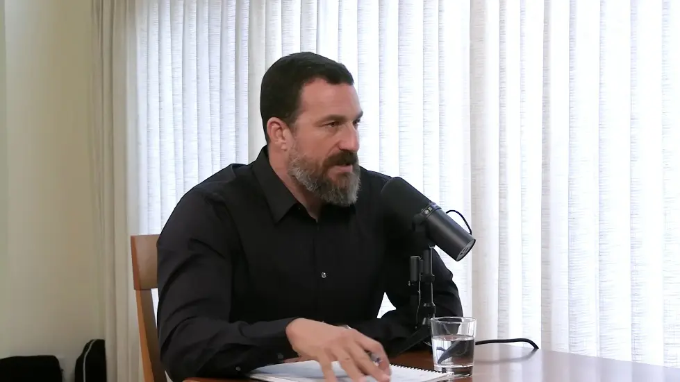 Dr. Sara Gottfried: How to Optimize Female Hormone Health for Vitality & Longevity | Huberman Lab 061