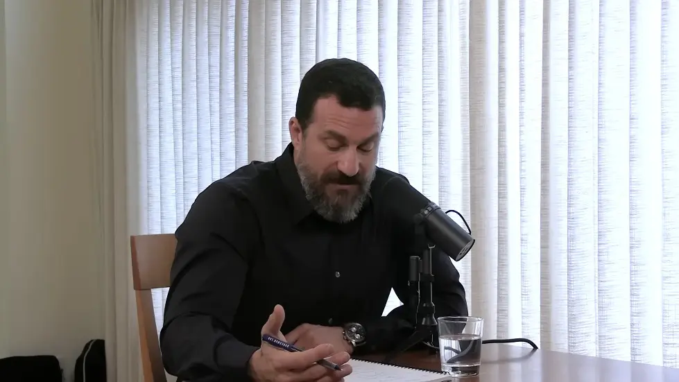 Dr. Sara Gottfried: How to Optimize Female Hormone Health for Vitality & Longevity | Huberman Lab 064