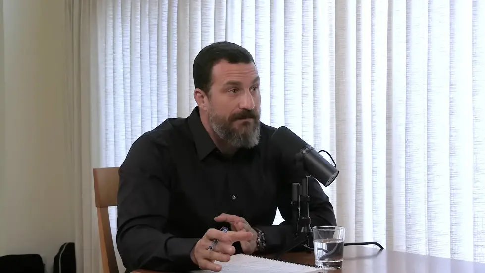 Dr. Sara Gottfried: How to Optimize Female Hormone Health for Vitality & Longevity | Huberman Lab 065