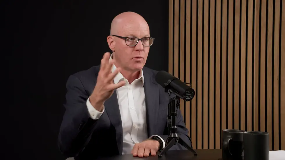 Dr. Sean Mackey: Tools to Reduce & Manage Pain 035