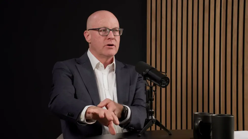 Dr. Sean Mackey: Tools to Reduce & Manage Pain 038