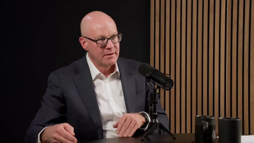 Dr. Sean Mackey: Tools to Reduce & Manage Pain 050