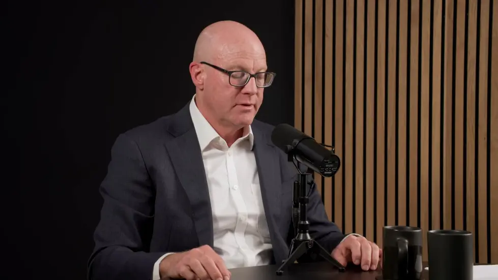 Dr. Sean Mackey: Tools to Reduce & Manage Pain 052