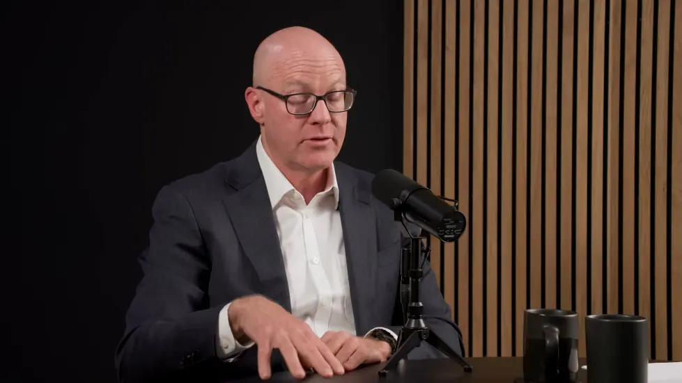 Dr. Sean Mackey: Tools to Reduce & Manage Pain 054