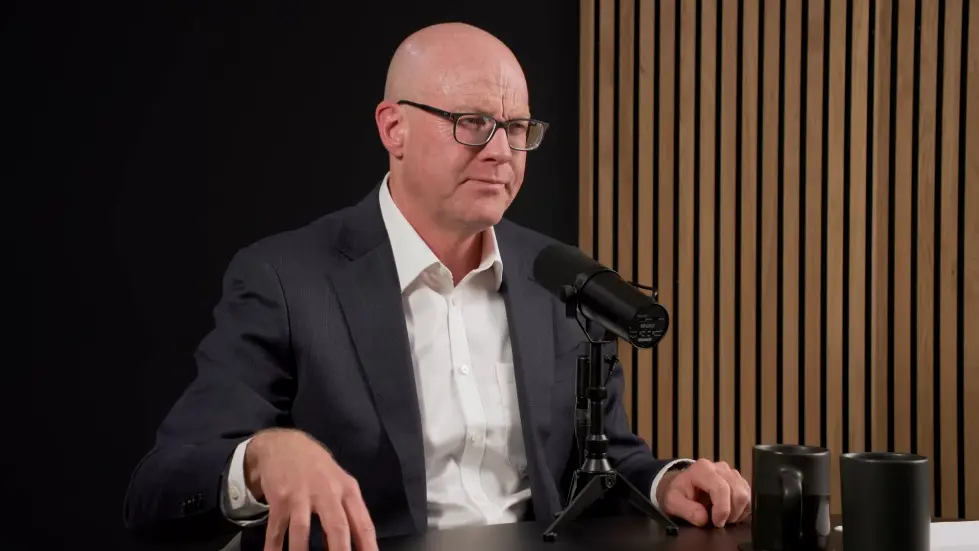 Dr. Sean Mackey: Tools to Reduce & Manage Pain 059