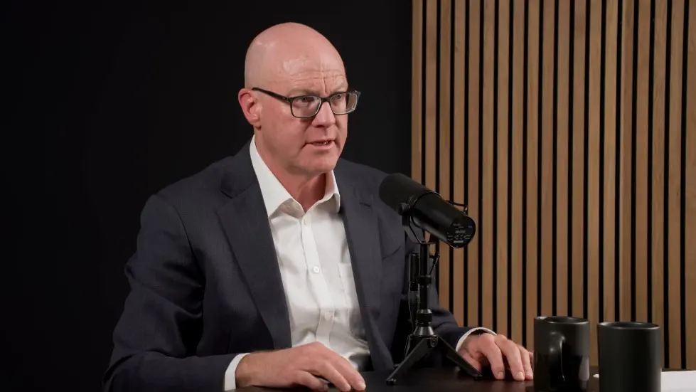 Dr. Sean Mackey: Tools to Reduce & Manage Pain 063