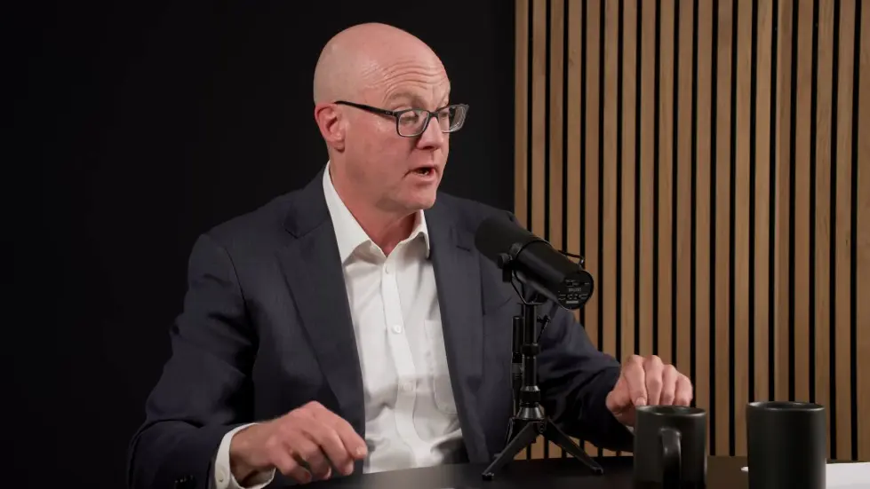 Dr. Sean Mackey: Tools to Reduce & Manage Pain 083