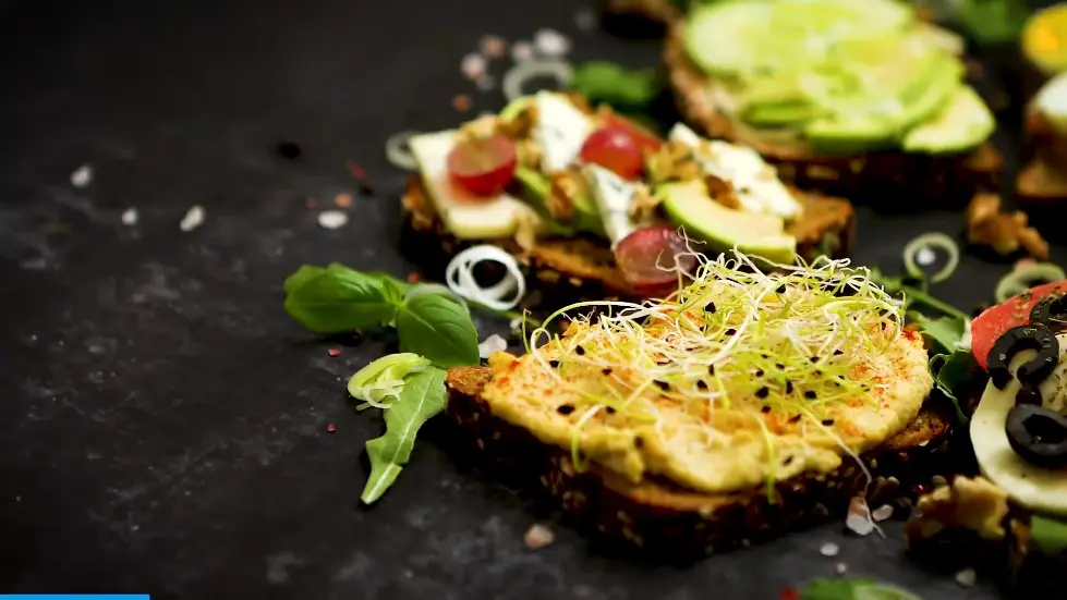 What It&rsquo;s Really Like to Live in Space With Anousheh Ansari | EP#42 Moonshots and Mindsets 010