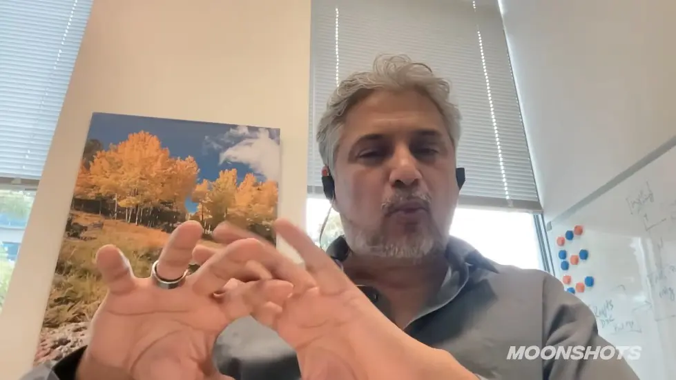 The Tech That Will Prevent and Reverse Chronic Disease w/ Naveen Jain & Guru Banavar | EP #71 014