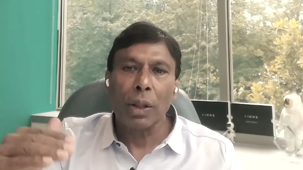 The Tech That Will Prevent and Reverse Chronic Disease w/ Naveen Jain & Guru Banavar | EP #71 027