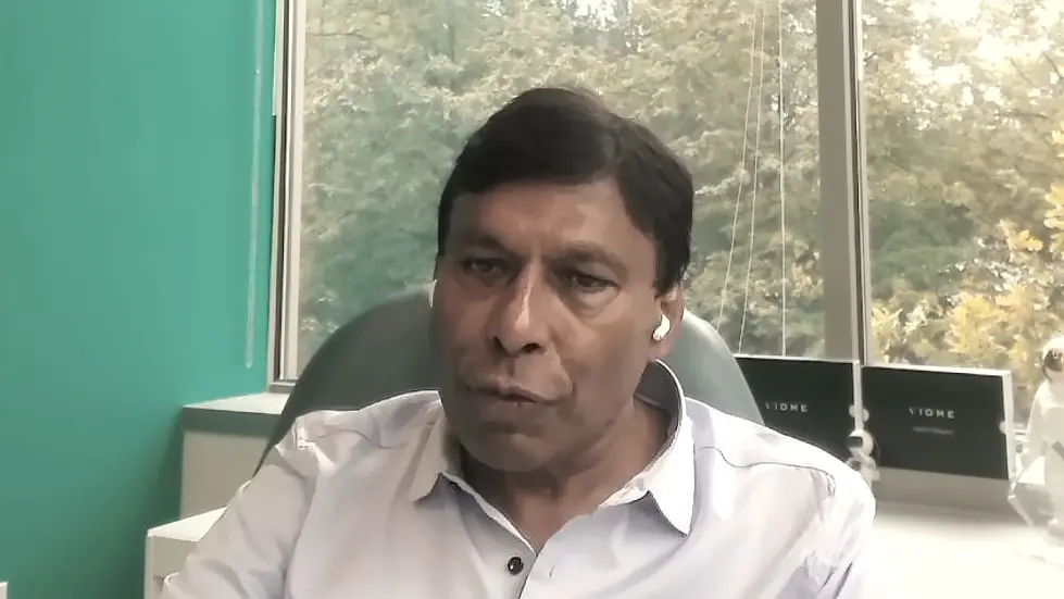 The Tech That Will Prevent and Reverse Chronic Disease w/ Naveen Jain & Guru Banavar | EP #71 031