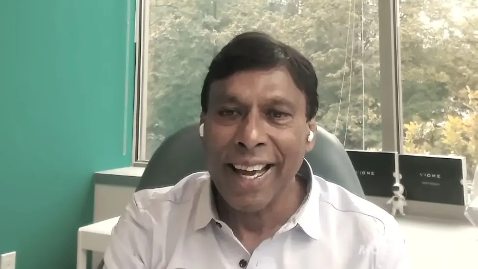 The Tech That Will Prevent and Reverse Chronic Disease w/ Naveen Jain & Guru Banavar | EP #71 033