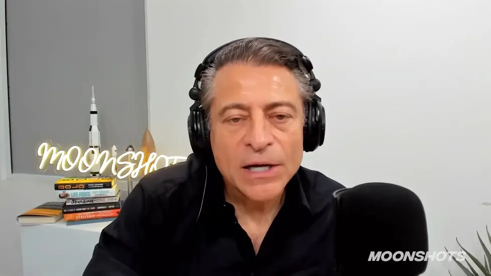 The Tech That Will Prevent and Reverse Chronic Disease w/ Naveen Jain & Guru Banavar | EP #71 037