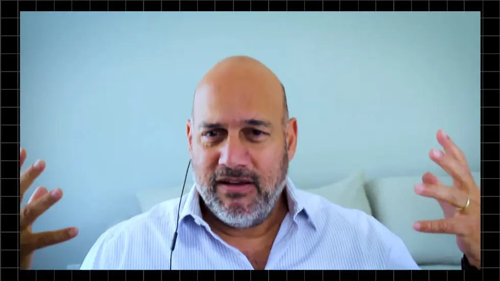 How to 10x Your Business: Linear to Exponential w/ Salim Ismail | EP#44 Moonshots and Mindsets 024