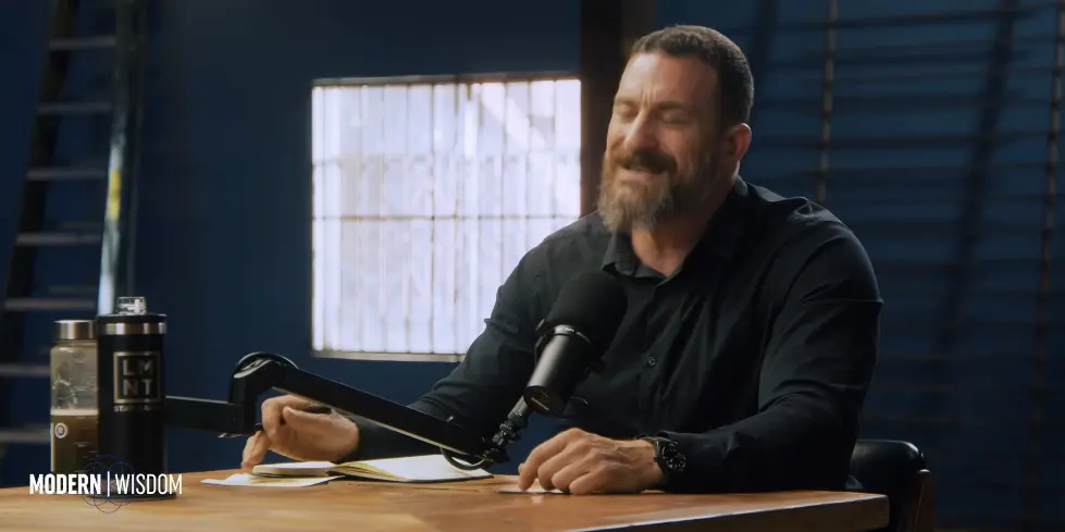 Practical Tools To Hack Your Brain For Success - Dr Andrew Huberman (4K) 008