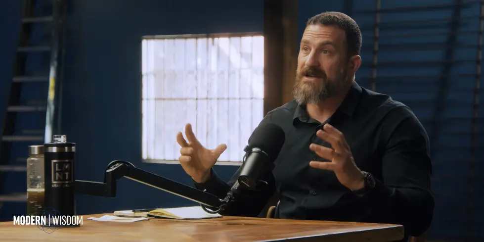 Practical Tools To Hack Your Brain For Success - Dr Andrew Huberman (4K) 016