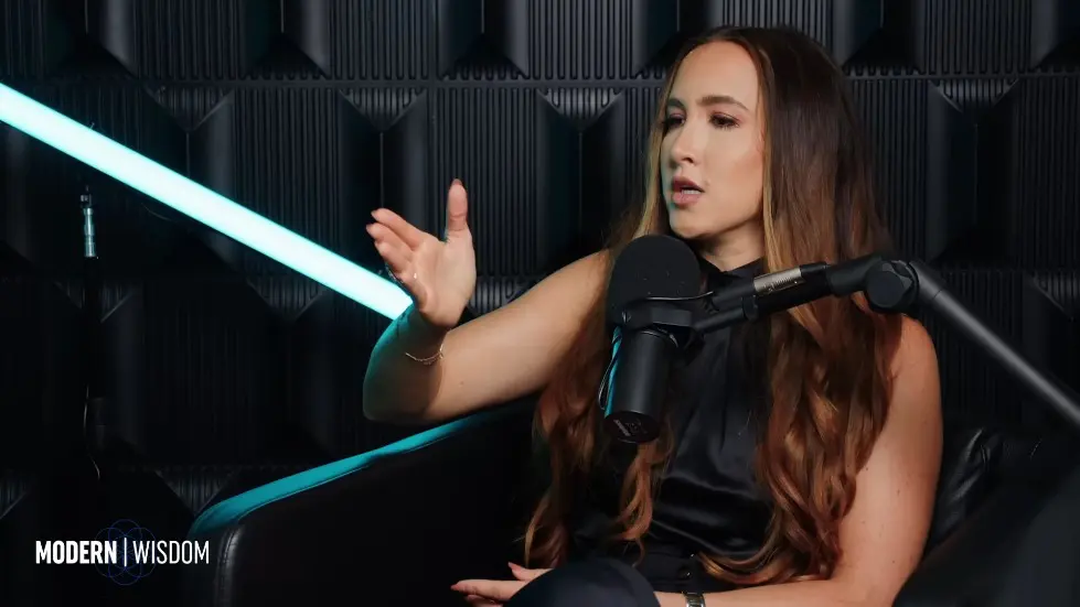 The Weird Mental Frameworks Of The Super Rich - Codie Sanchez | Modern Wisdom 695 010