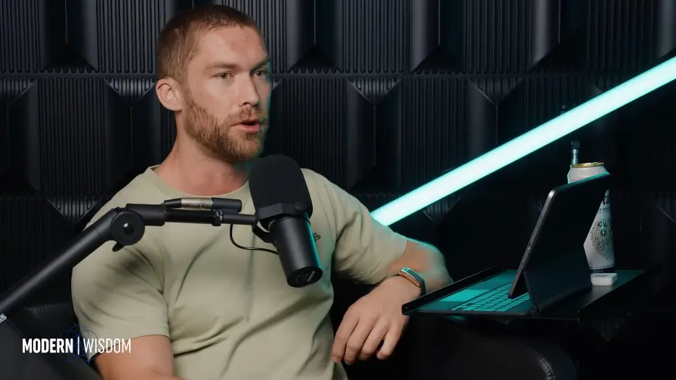 The Weird Mental Frameworks Of The Super Rich - Codie Sanchez | Modern Wisdom 695 011