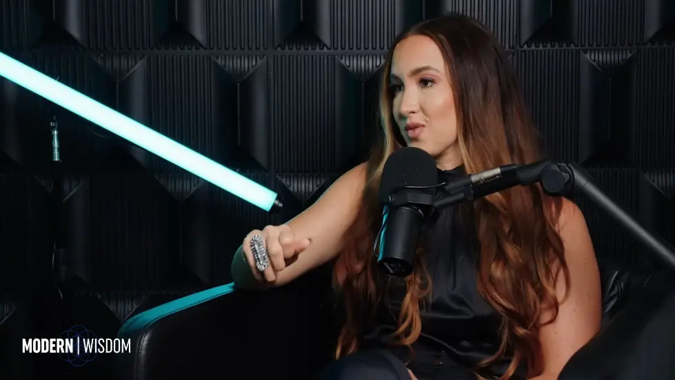 The Weird Mental Frameworks Of The Super Rich - Codie Sanchez | Modern Wisdom 695 023