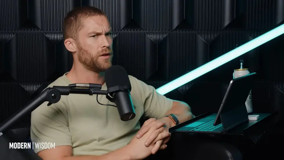 The Weird Mental Frameworks Of The Super Rich - Codie Sanchez | Modern Wisdom 695 025