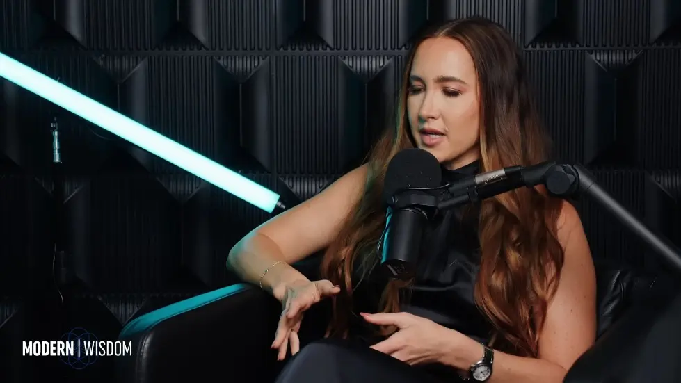 The Weird Mental Frameworks Of The Super Rich - Codie Sanchez | Modern Wisdom 695 028