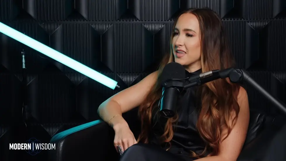 The Weird Mental Frameworks Of The Super Rich - Codie Sanchez | Modern Wisdom 695 032