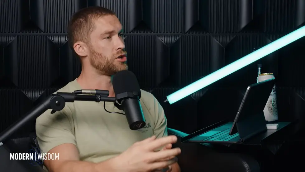 The Weird Mental Frameworks Of The Super Rich - Codie Sanchez | Modern Wisdom 695 037