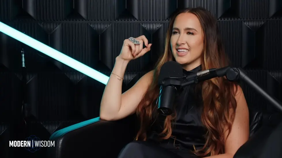 The Weird Mental Frameworks Of The Super Rich - Codie Sanchez | Modern Wisdom 695 039