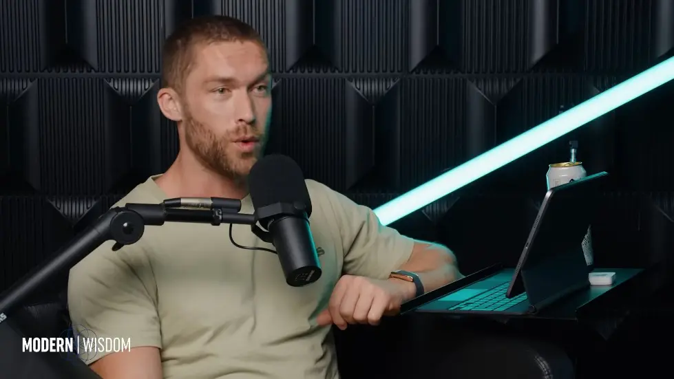 The Weird Mental Frameworks Of The Super Rich - Codie Sanchez | Modern Wisdom 695 042